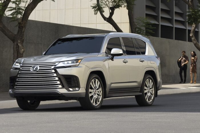 Lexus LX