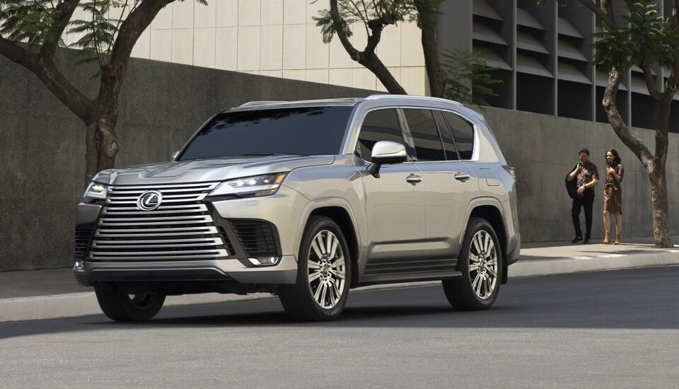 Lexus LX